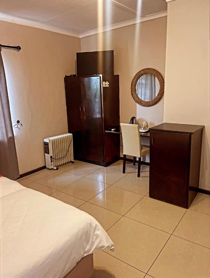 Ethithiya Boutique Guesthouse Windhoek Eksteriør billede