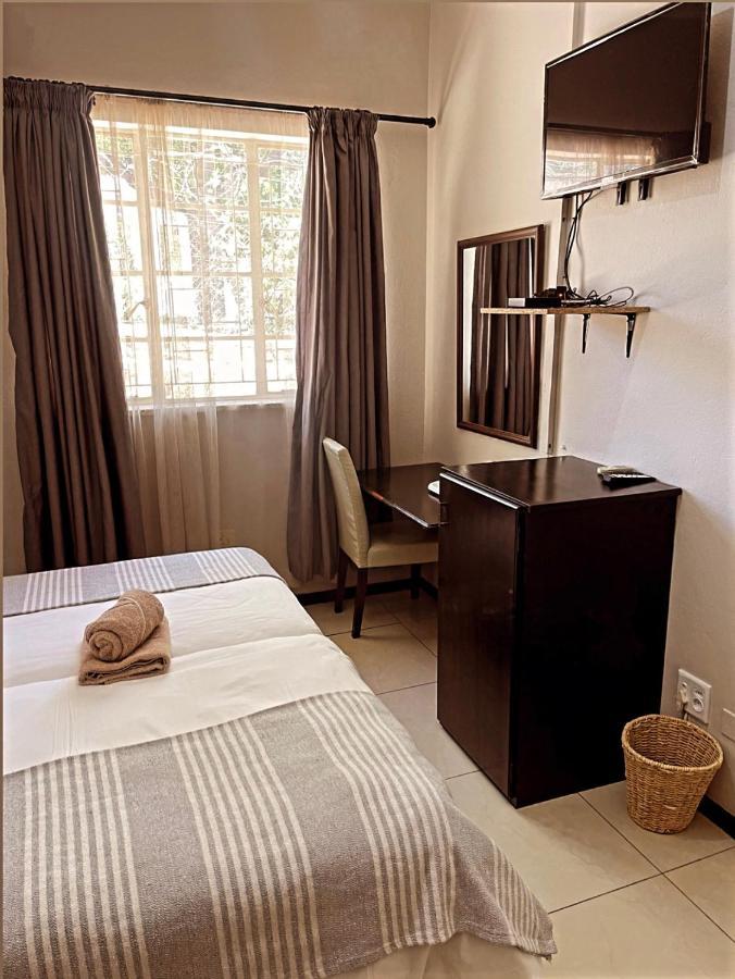 Ethithiya Boutique Guesthouse Windhoek Eksteriør billede