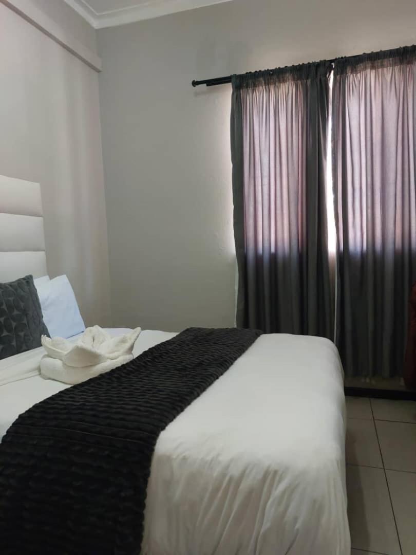 Ethithiya Boutique Guesthouse Windhoek Eksteriør billede