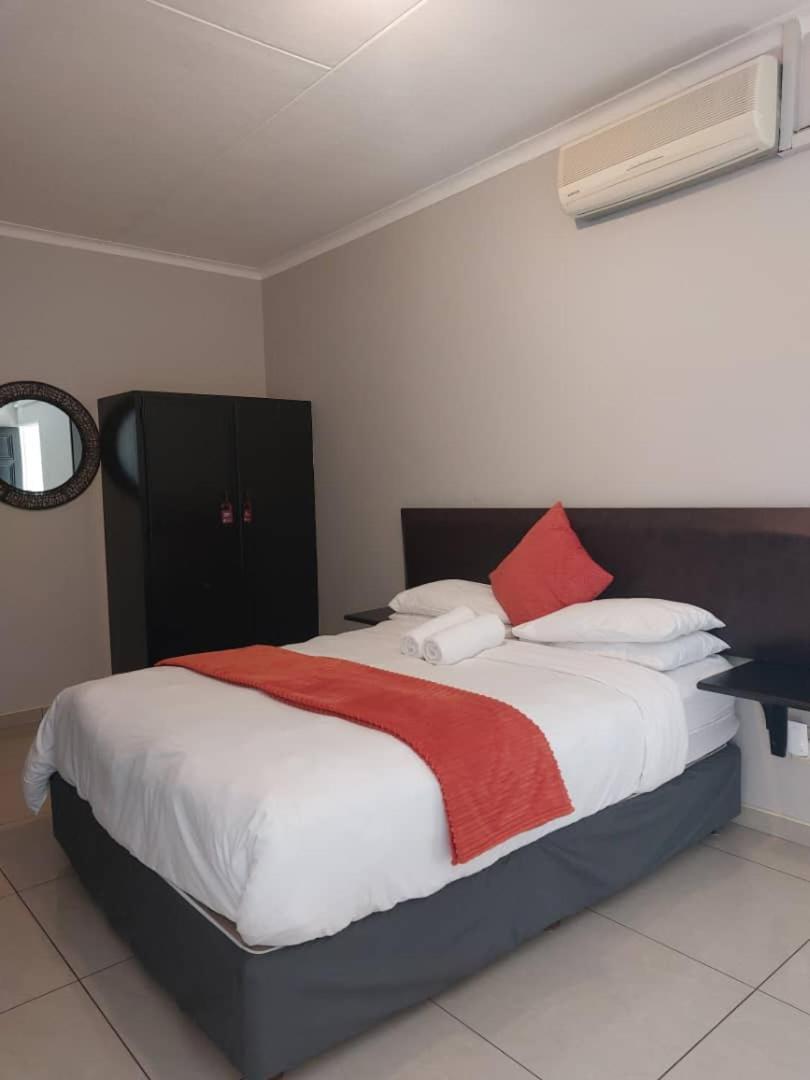 Ethithiya Boutique Guesthouse Windhoek Eksteriør billede