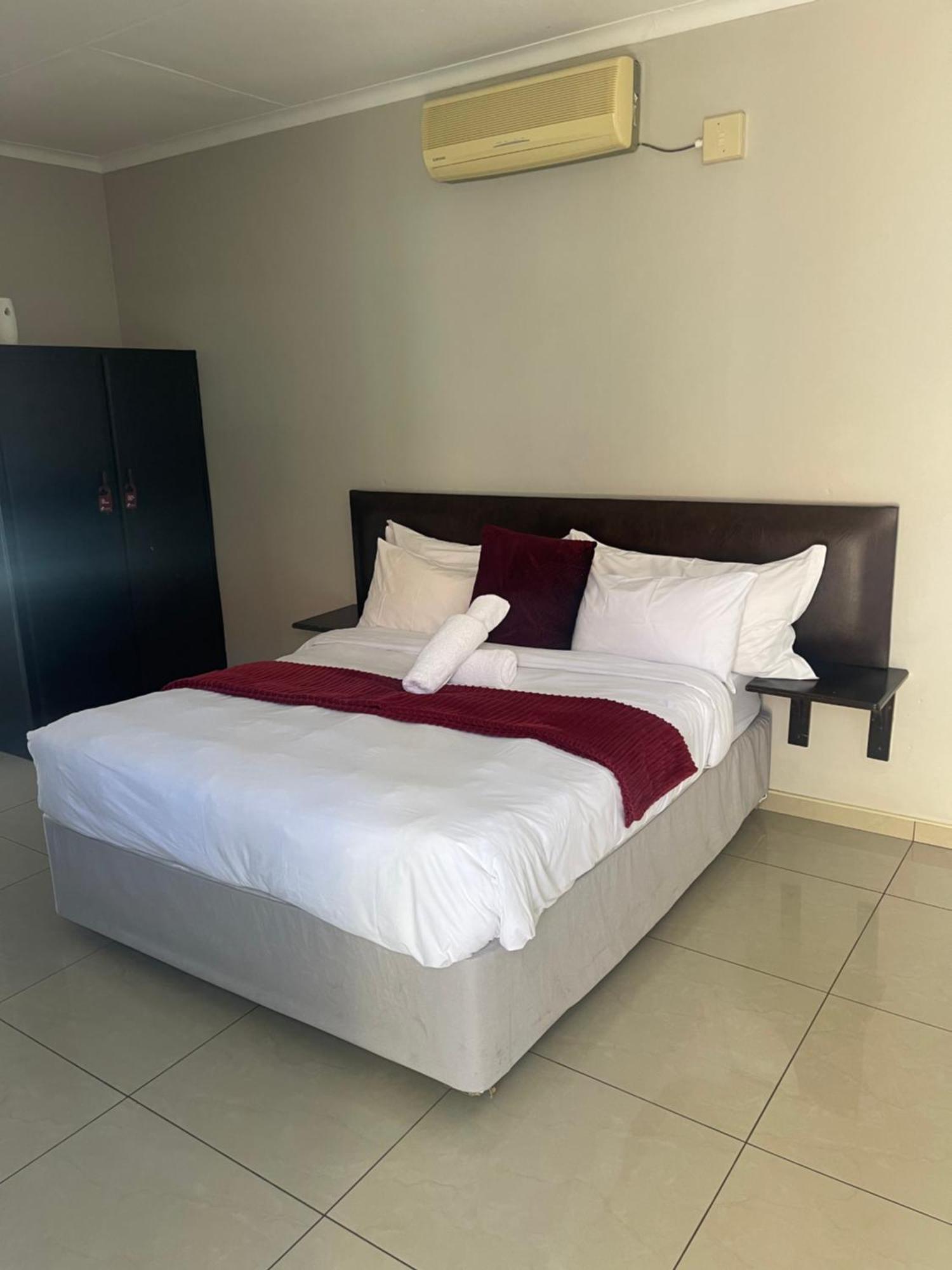 Ethithiya Boutique Guesthouse Windhoek Eksteriør billede